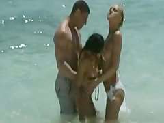 dreier am sandstrand (2)